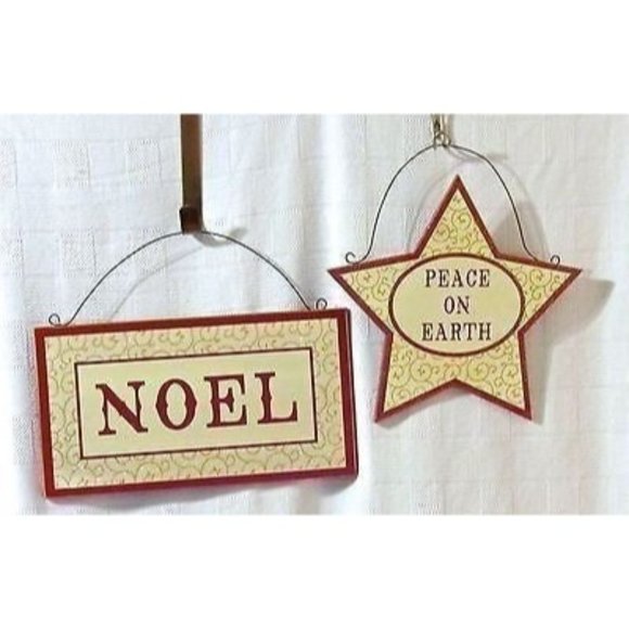 Noel & Peace on Earth Star Hanging Signs - Picture 3 of 8